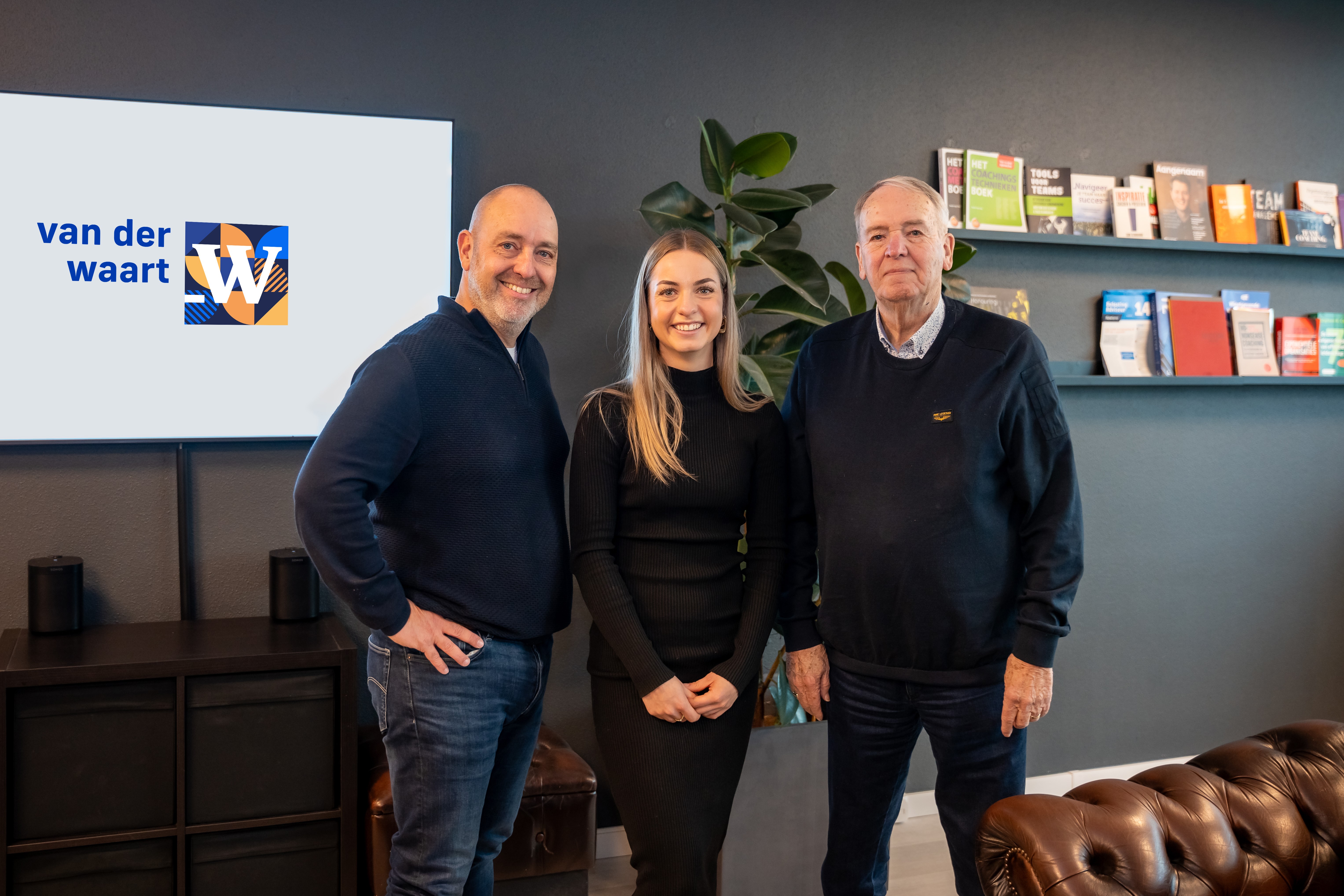 Header over ons - Van der Waart